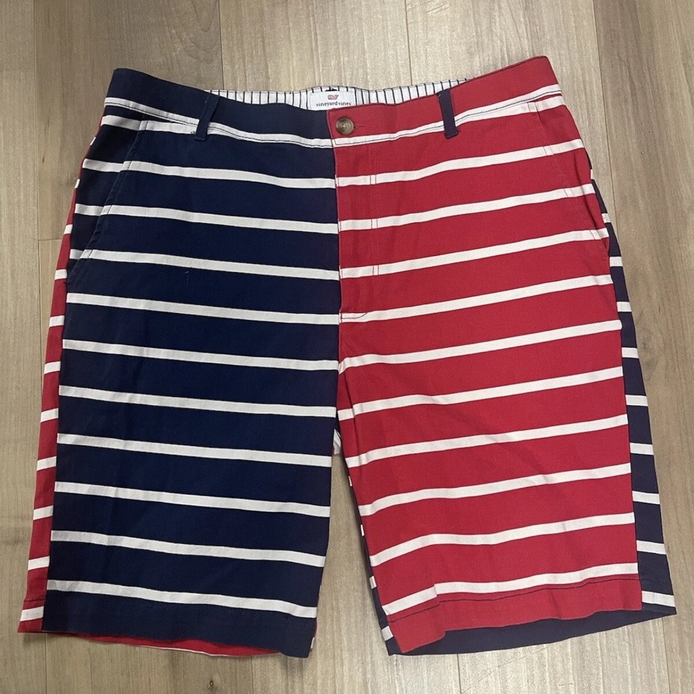 Vineyard Vines Shorts Mens Size 32 Red White Blue Striped Chino Casual Summer